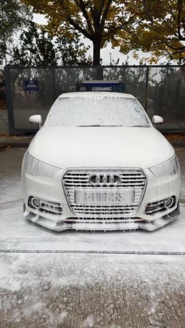 Washing the car with a RARE Moonbeam Wash Mitt 👀

✨Head over to one of our Jet Wash services to get your vehicle looking AMAZING from only £2

‼️No set up time, no tidying up, just pull up and drive off looking AMAZING

➖🫧Our 24/7 Jet Wash Locations🫧
📍Rutland St, Ilkeston DE7 8DG
📍27 Southmoor Rd, Hemsworth WF9 4BA
📍26 Nottingham Rd, Nottingham NG19 4AN
📍162 Nottingham Rd, Mansfield NG18 1BW
📍Taco Bell, Business Park, Leeds WF17 9TB
📍Nene Park Sixfields, Northampton NN5 4EG
📍Hermiston Retail Park, Consett DH8 5SB
📍Calder Park, Durkar, Wakefield WF2 7BL
‼️MORE 24/7 Jet Wash COMING SOON‼️
📍A1175 Lincoln Gateway, Spalding PE12 6FY
📍Pelham Centre, Canwick Rd, Lincoln LN5 8HE
📍Leisure Park, Linwood Rd, Paisley PA1 2BH
📍Broadstone Way, Wessex Gate Retail, Poole BH15 3TE
🧽BRUSHLESS DRIVE-THRU SITES🧽
📍Hull, The Beacon, Hessle Rd HU3 4AE
📍Ashington, Morpeth Road, NE63 8QG

➖➖HASHTAGS
#carwash #moonbeam #clean #jetwash #bmw #audi #volkswagen #mercedes #blonde #girl #fyp #deepcleaning #carclean #caredit #ceramic #hd #soapy #foam #relatable #viralvideos #carcare #carcommunity #carenthusiasts #car #cargirl