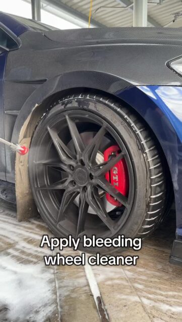 🩸✨ LET YOUR WHEELS BLEED (IN A GOOD WAY) ✨🩸
Moonbeam’s bleeding wheel cleaner gets to work instantly — breaking down stubborn brake dust and grime as it turns purple before your eyes 👀🔥
Safe, powerful, and seriously satisfying results.
Your dirty wheels don’t stand a chance
➖🫧Our 24/7 Jet Wash Locations🫧
📍Rutland St, Ilkeston DE7 8DG
📍27 Southmoor Rd, Hemsworth WF9 4BA
📍26 Nottingham Rd, Nottingham NG19 4AN
📍162 Nottingham Rd, Mansfield NG18 1BW
📍Taco Bell, Business Park, Leeds WF17 9TB
📍Nene Park Sixfields, Northampton NN5 4EG
📍Hermiston Retail Park, Consett DH8 5SB
📍A1175 Lincoln Gateway, Spalding PE12 6FY
📍Calder Park, Durkar, Wakefield WF2 7BL
‼️MORE 24/7 Jet Wash COMING SOON‼️
📍A1175 Lincoln Gateway, Spalding PE12 6FY
📍Pelham Centre, Canwick Rd, Lincoln LN5 8HE
📍Leisure Park, Linwood Rd, Paisley PA1 2BH
📍Broadstone Way, Wessex Gate Retail, Poole BH15 3TE
🧽BRUSHLESS DRIVE-THRU SITES🧽
📍Hull, The Beacon, Hessle Rd HU3 4AE
📍Ashington, Morpeth Road, NE63 8QG
➖➖HASHTAGS
#moonbeam #carwash #wheels #cleaner #colour